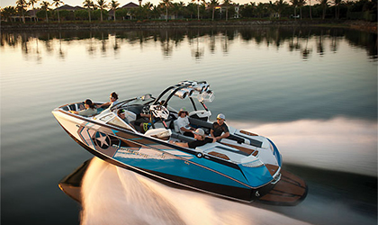 wakeboard boat