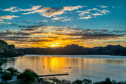 Sagauro Lake